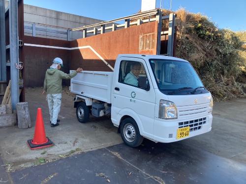 剪定枝搬入方法3