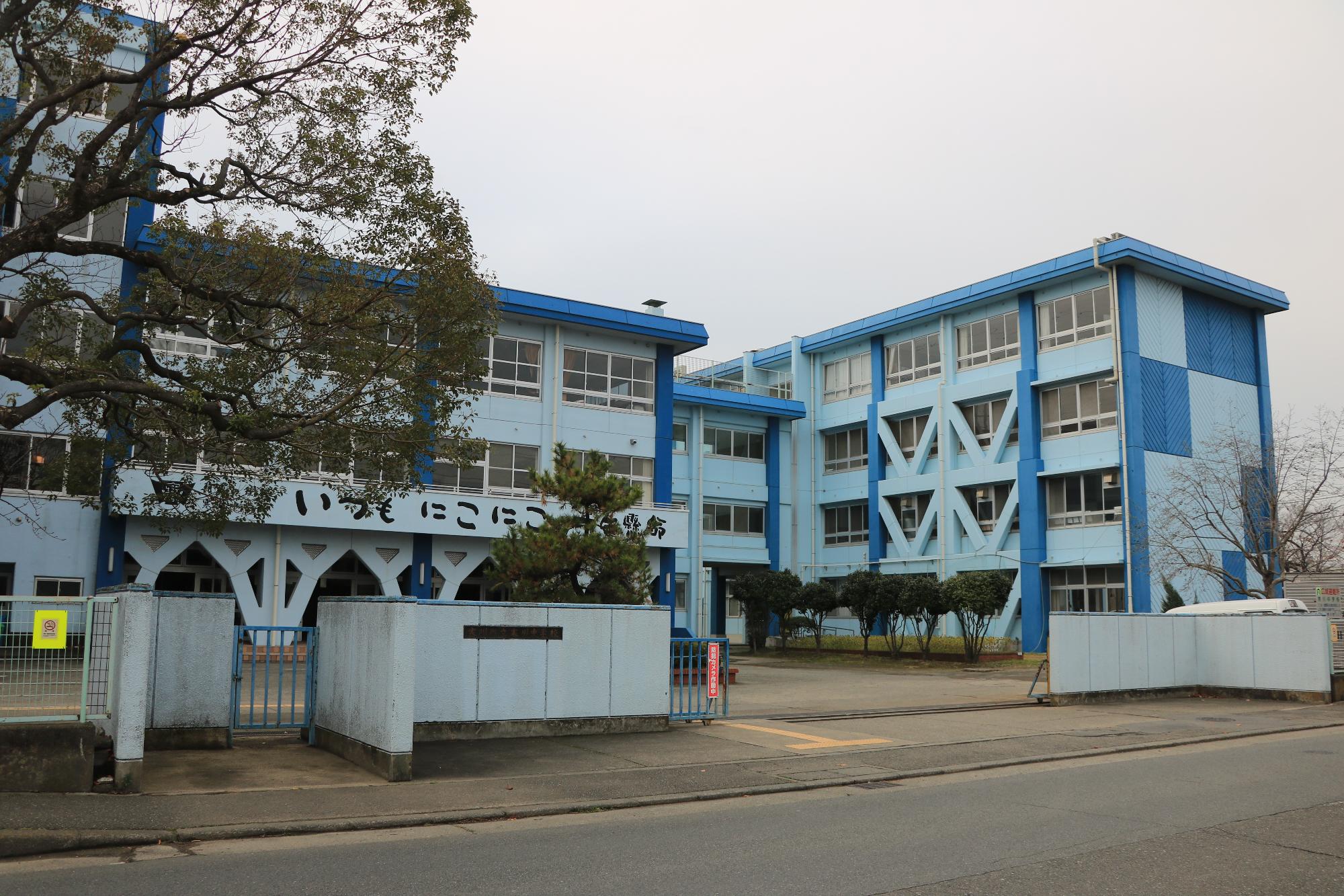 寒川中学校