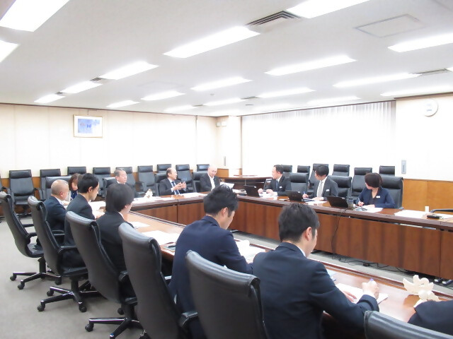報告会の様子